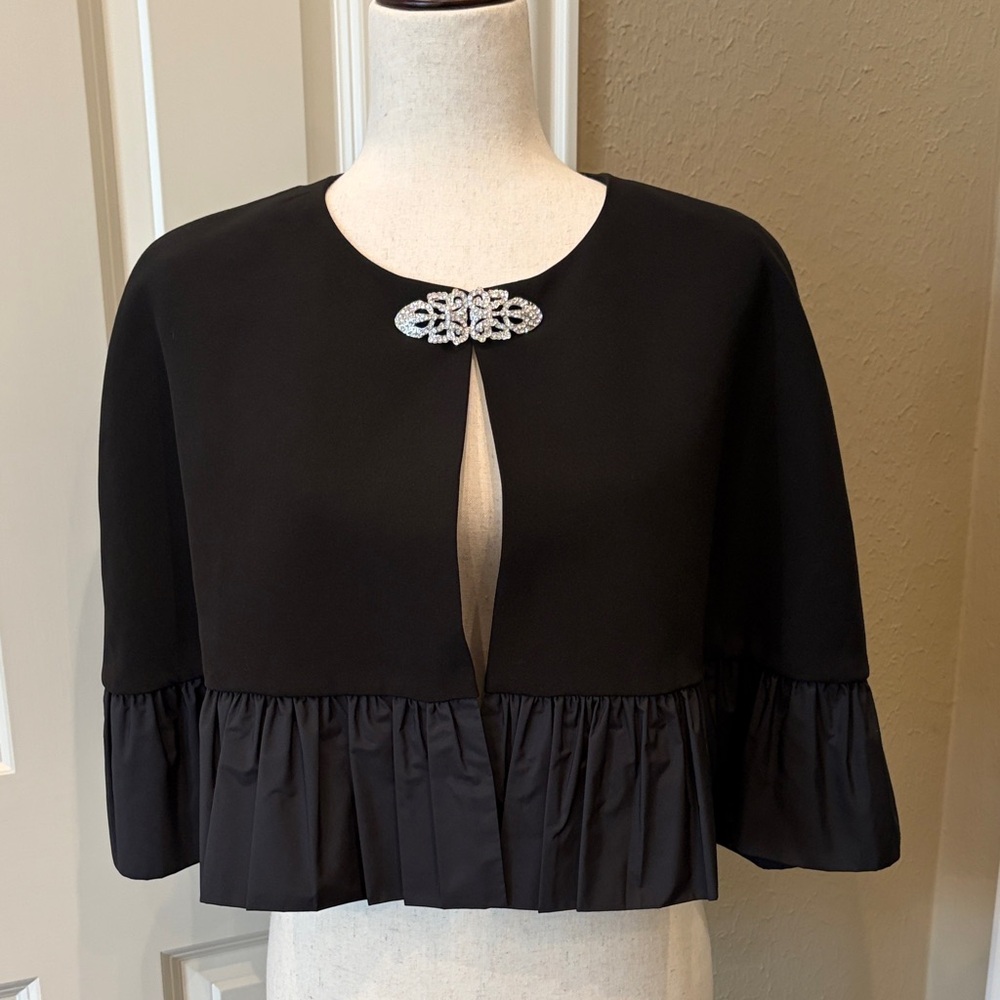 NWT White House Black Market Short Evening Cape Rhinestone Closure M